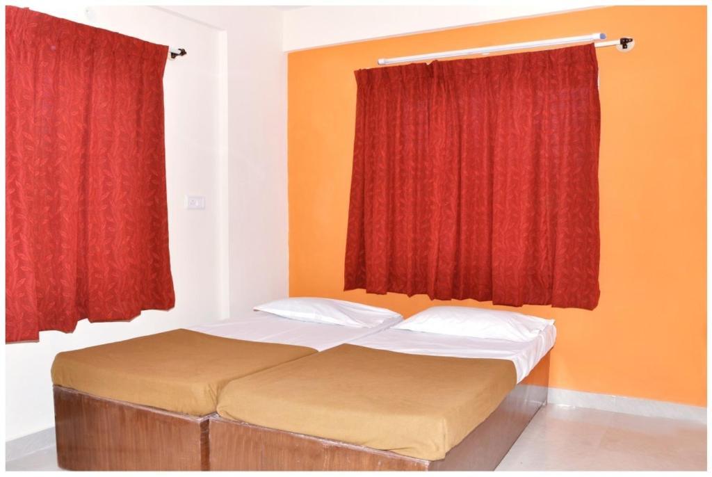 Maple Inn Budget Hotel Bangalore Luaran gambar